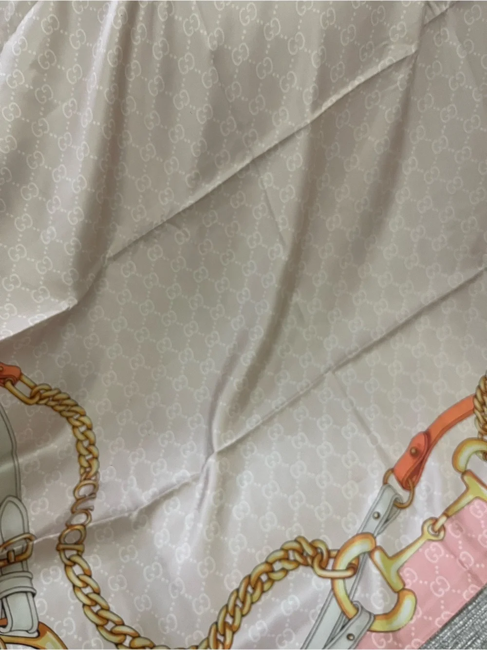 Silk-Feel Scarf with Chain Print - Pink & Cream